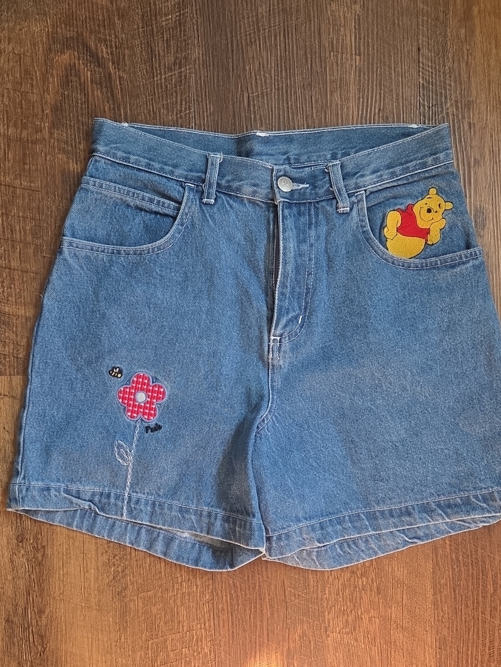 Denim Winnie the Pooh Embroidered Women's Shorts - Blue
